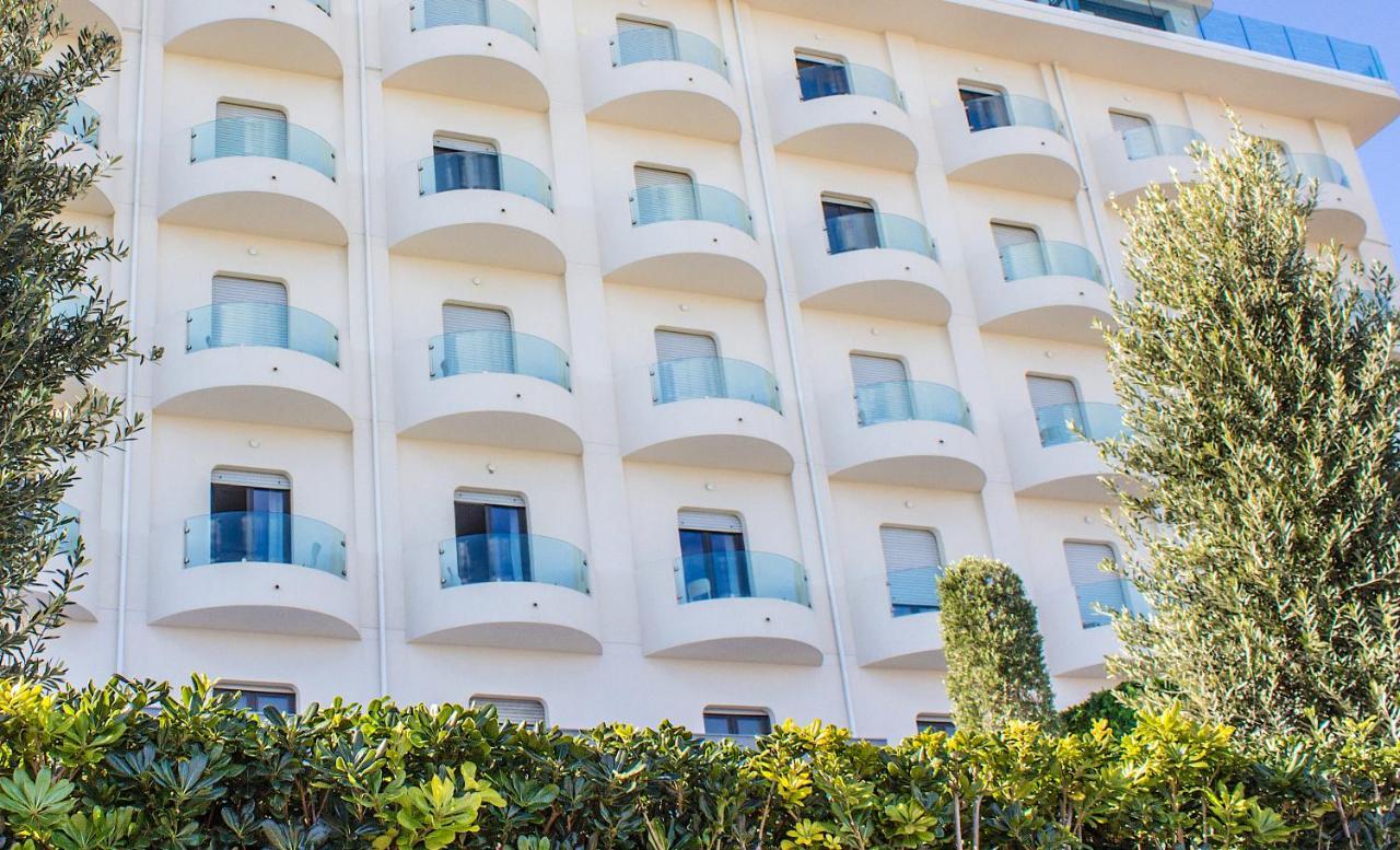 Ghibli Hotel Civitanova Marche Exteriör bild