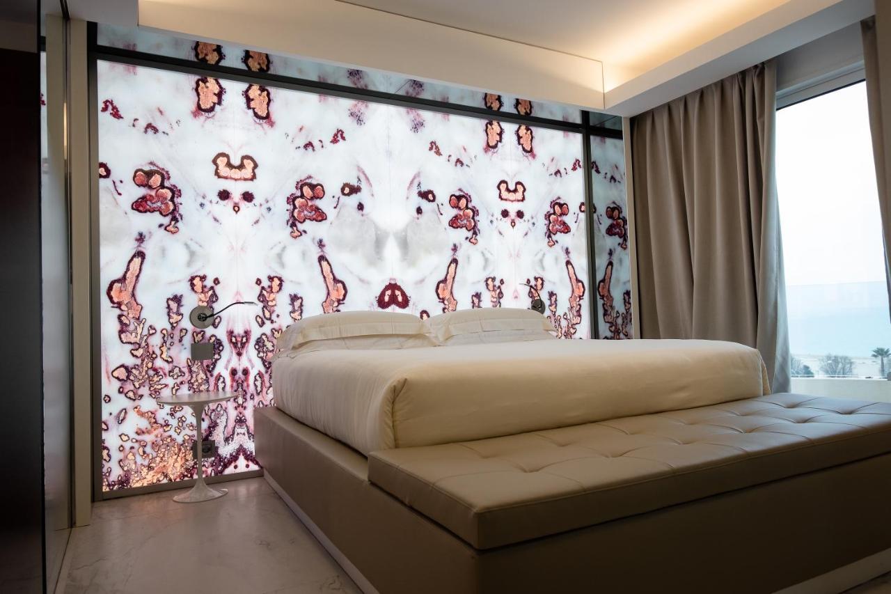 Ghibli Hotel Civitanova Marche Exteriör bild